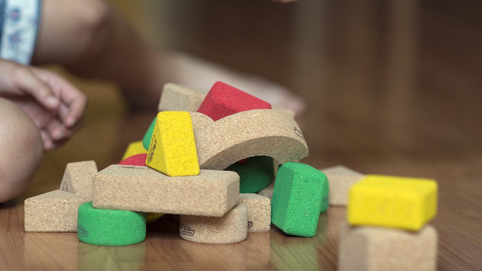 Corcodiles Toys Expert Set Cork Toys Natural cork building blocks